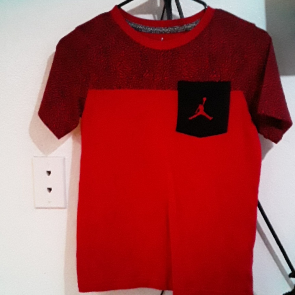 Kids Jordan shirt
